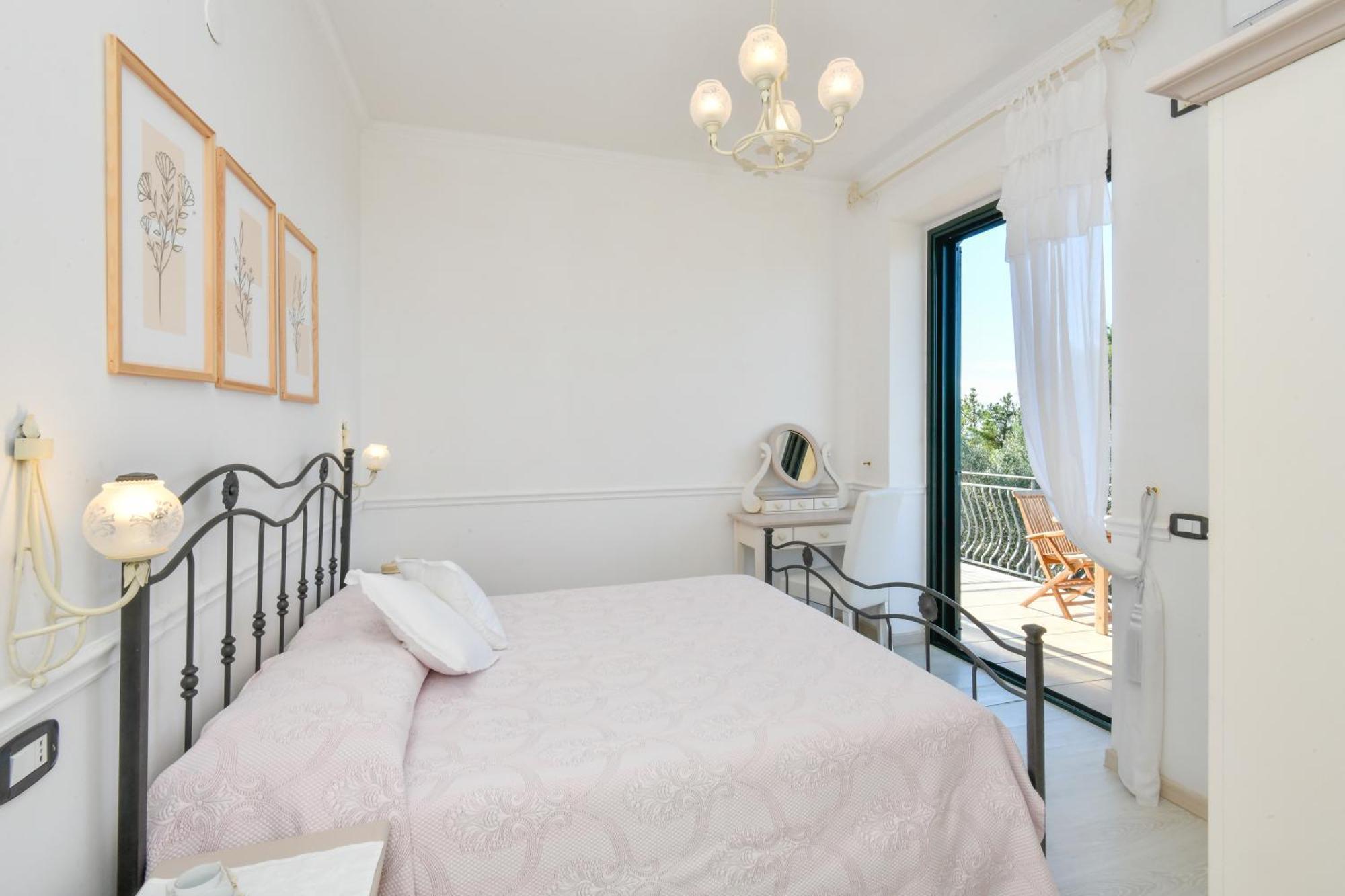 Villa Elaia ซานตามาเรีย ดิ กาสเตลลาบาเต ภายนอก รูปภาพ